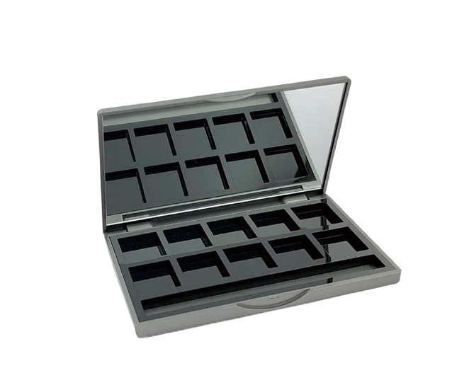 Ester (Magnetic Closure)